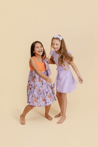 MOM-EMI_0002s_0024_Capa 15 copia 4